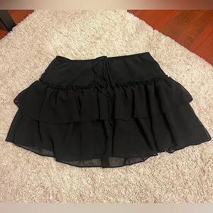 This trendy and cute black skirt is to die for!! For this price, it’s worth it!